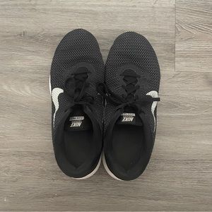 Women's Nike Training Black and White Sneakers